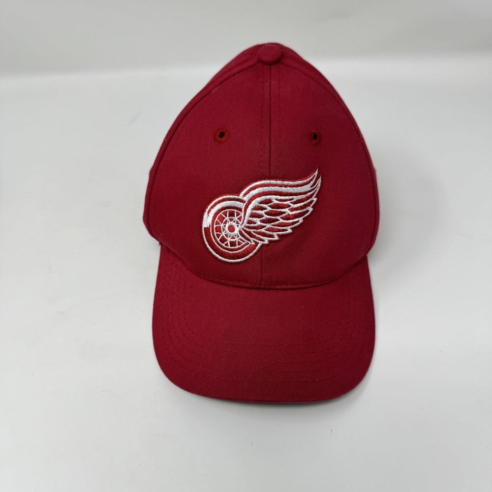 Detroit Red Wings Hat Cap Strap Back Mens Red NHL Hockey One Size‎
